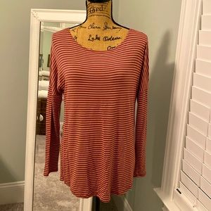 NWOT Red by bke striped top, size M.